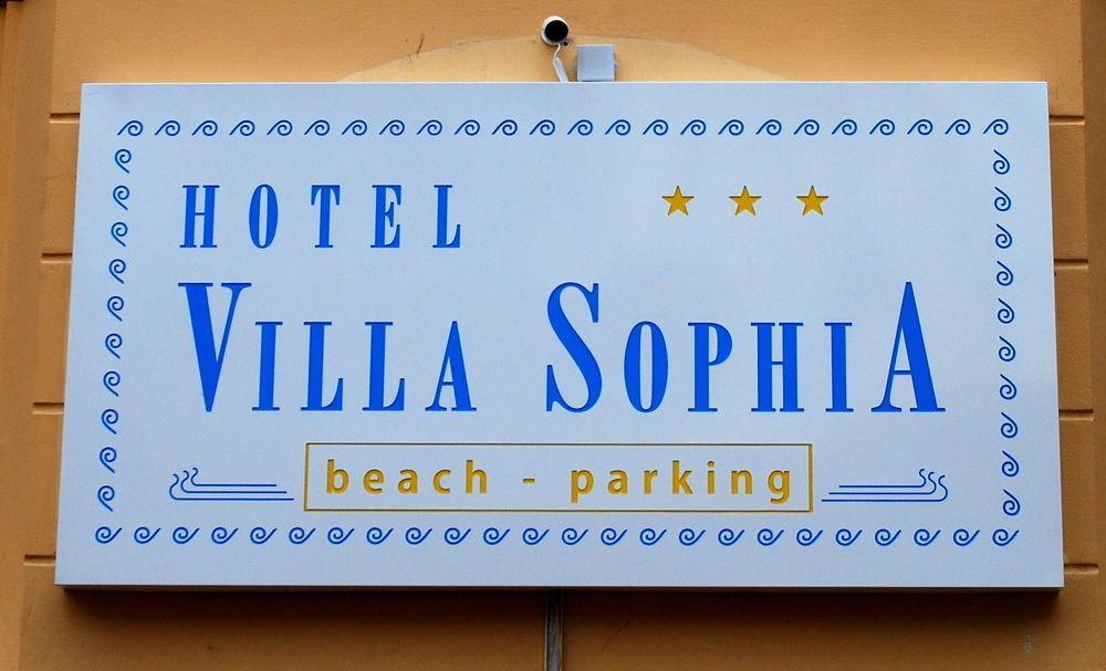 Sophia 3*